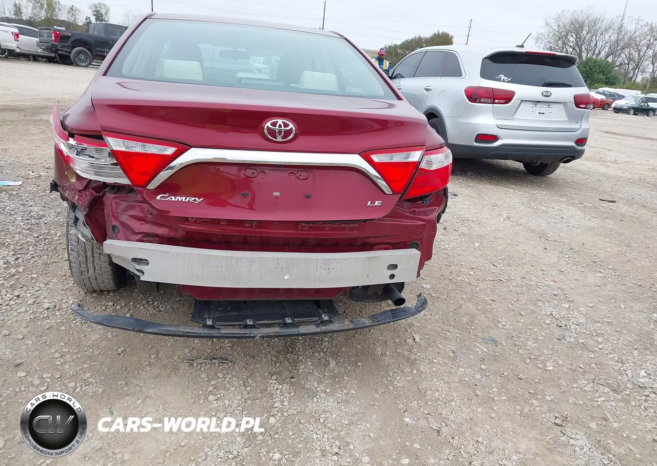 2016 Toyota Camry Le VIN:4T1BF1FK0GU535091 - 6