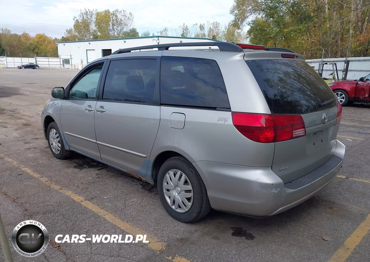 2004 Toyota Sienna Le VIN:5TDZA23C24S083195 - 3