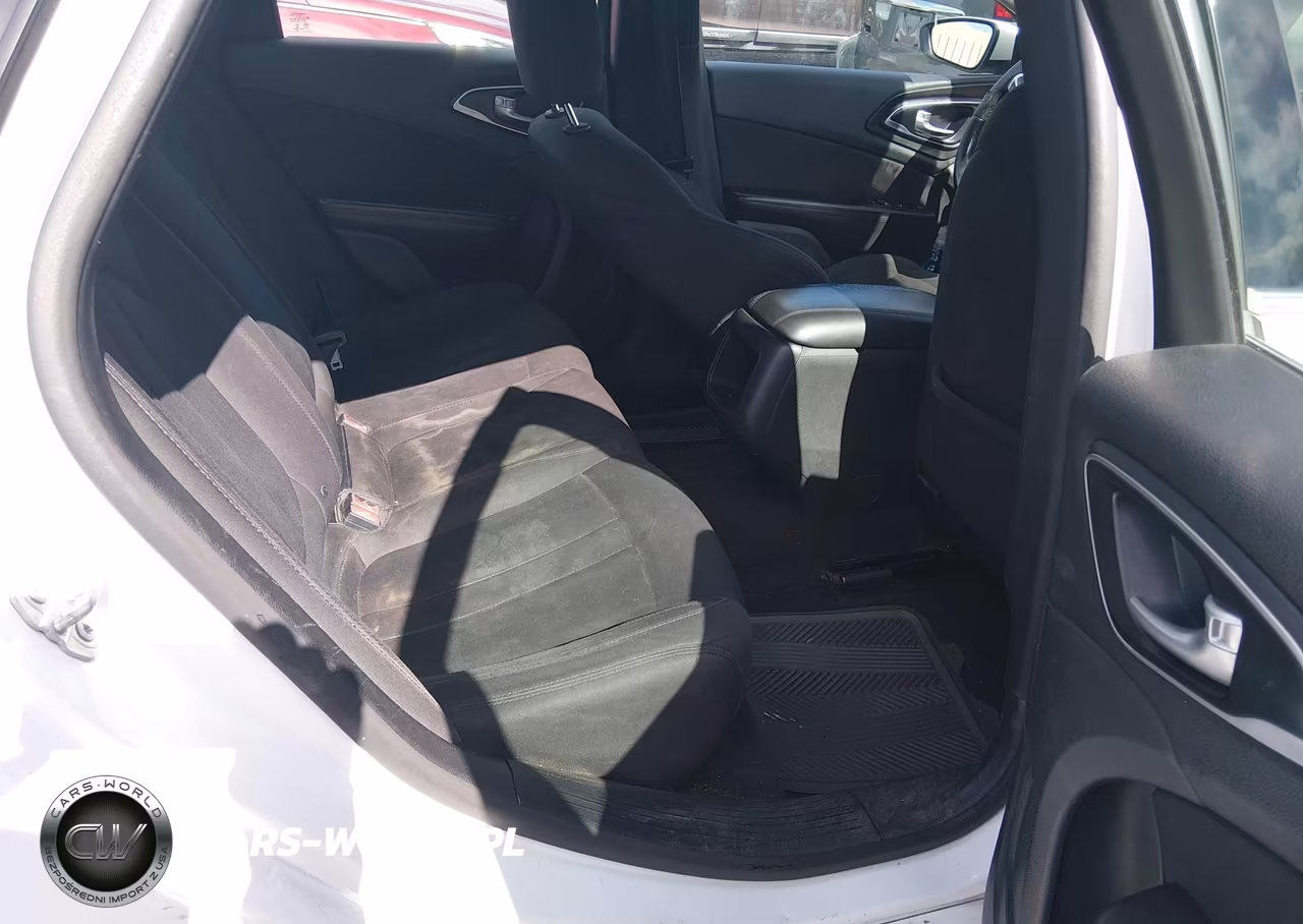 2015 Chrysler 200 Limited VIN:1C3CCCAB3FN714842 - 8