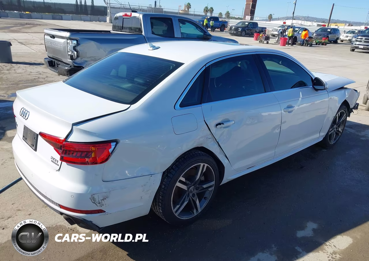 2017 Audi A4 2.0T Premium VIN:WAUENAF48HN012061 - 4