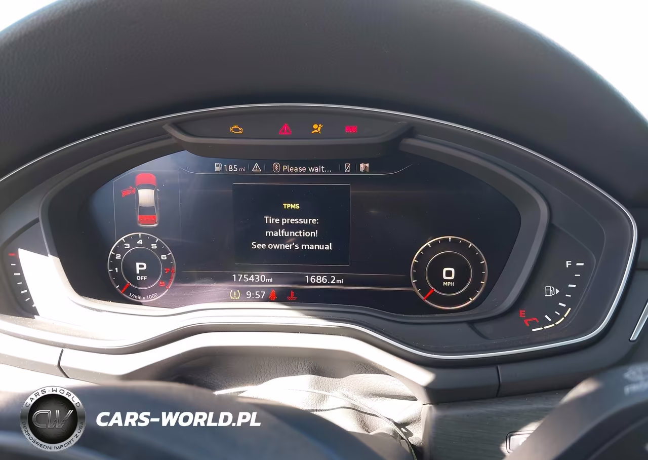 2017 Audi A4 2.0T Premium VIN:WAUENAF48HN012061 - 7