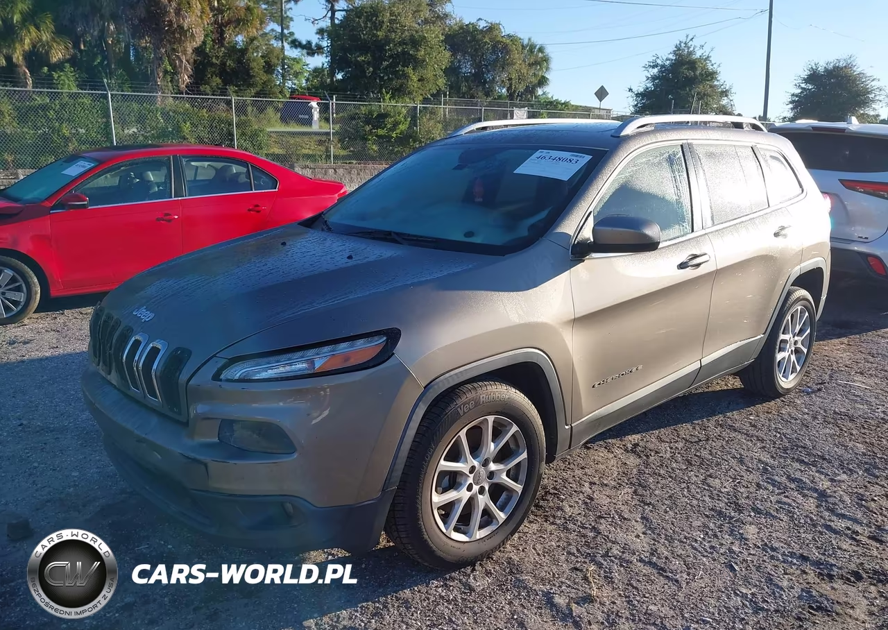2017 Jeep Cherokee Latitude Fwd VIN:1C4PJLCB1HW626501 - 2