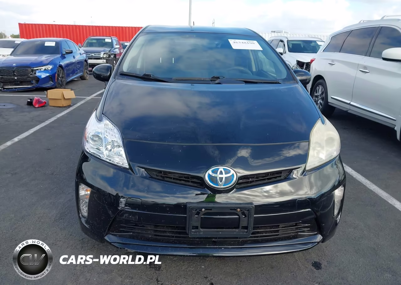 2013 Toyota Prius Two VIN:JTDKN3DU1D0341308 - 12