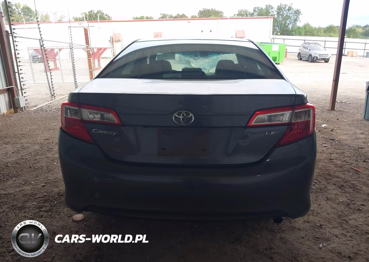 2014 Toyota Camry Le VIN:4T1BF1FK6EU365378 - 16