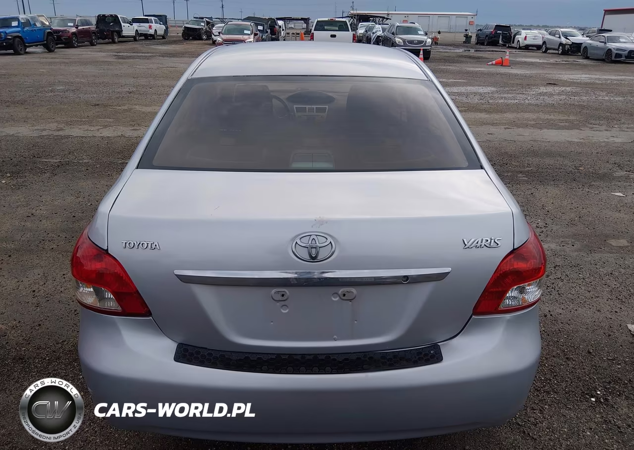 2010 Toyota Yaris VIN:JTDBT4K37A1361316 - 16