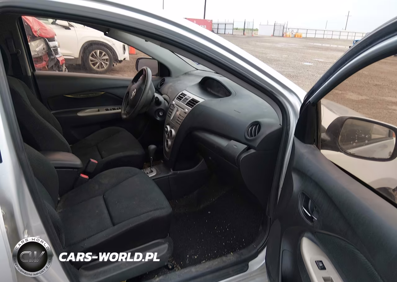 2010 Toyota Yaris VIN:JTDBT4K37A1361316 - 5
