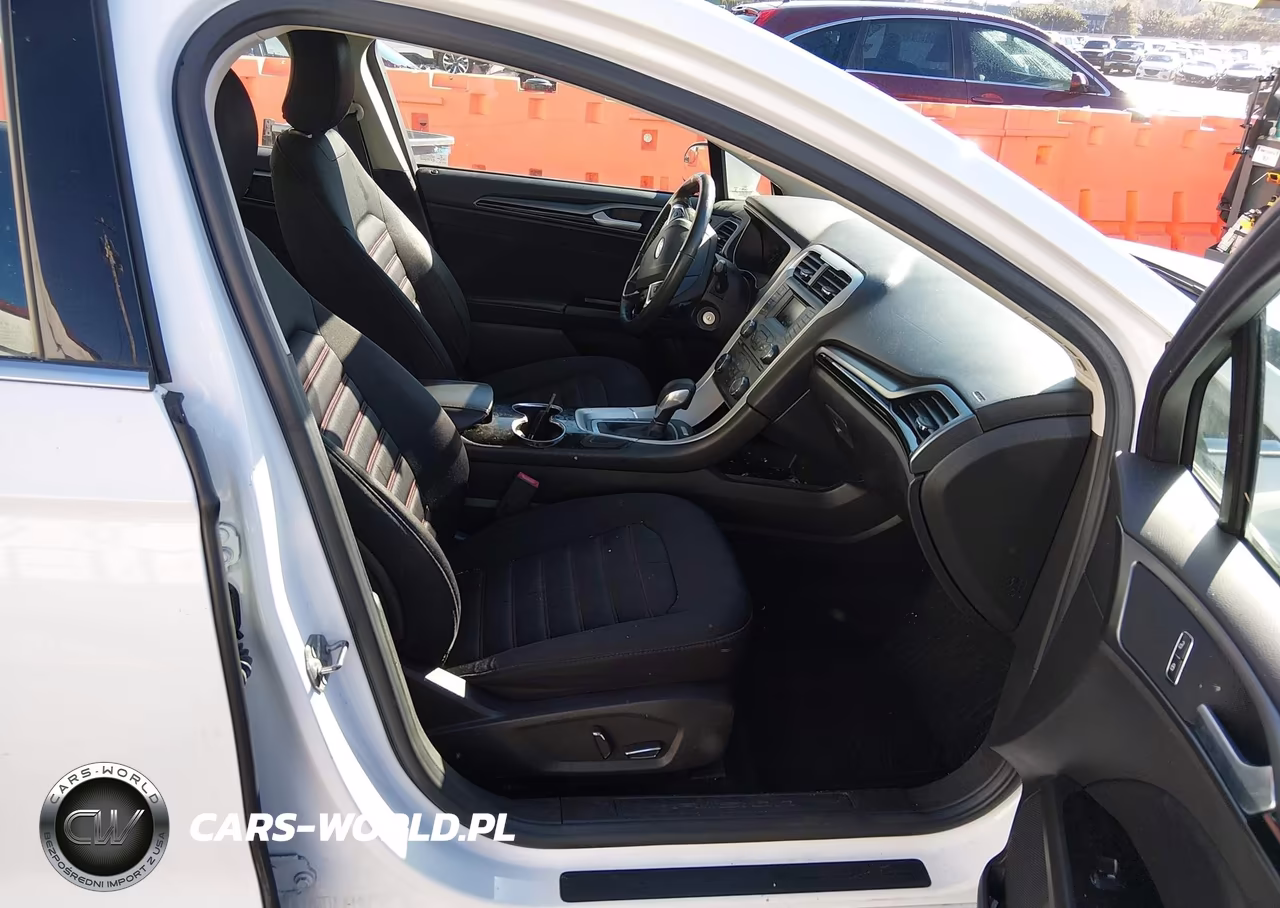 2016 Ford Fusion Se VIN:3FA6P0T96GR368022 - 5