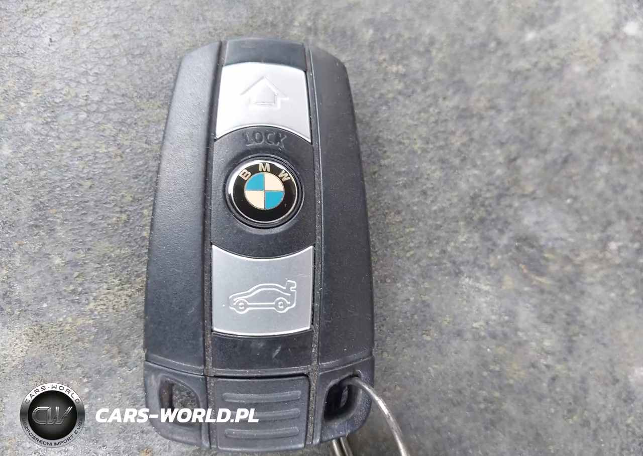 2011 BMW 328I xDrive VIN:WBAPK7G59BNN78054 - 11