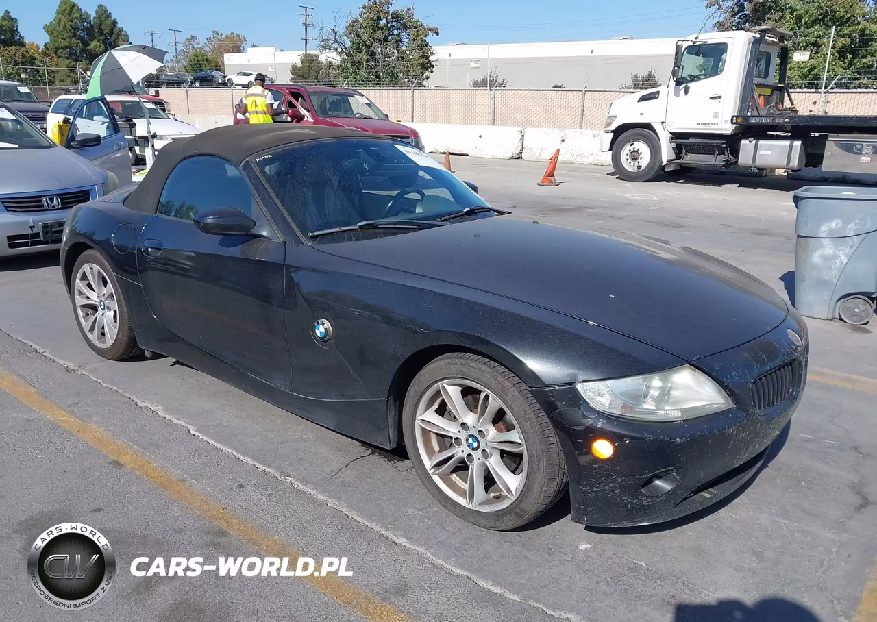 2005 BMW Z4 3.0I