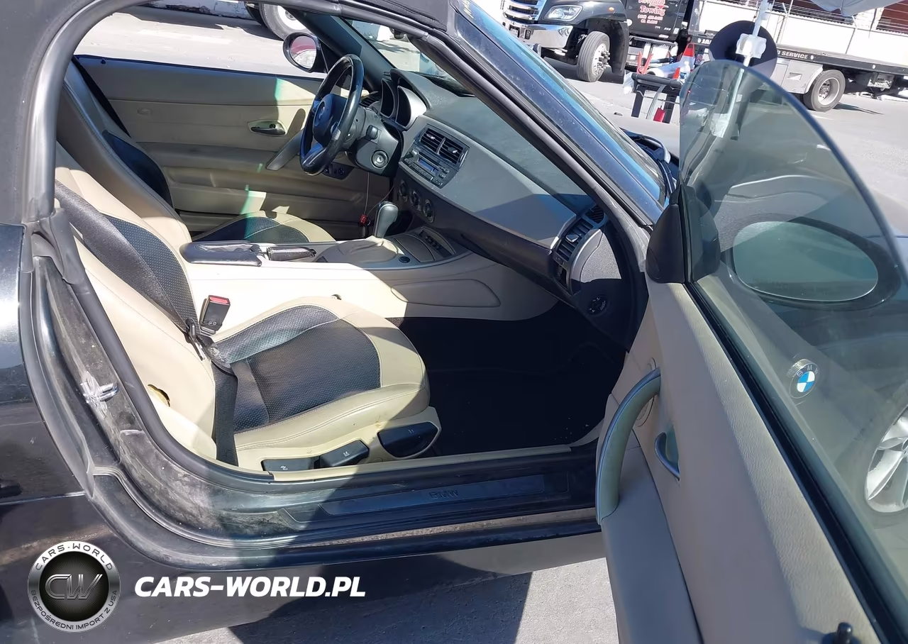 2005 BMW Z4 3.0I VIN:4USBT53525LU09170 - 5