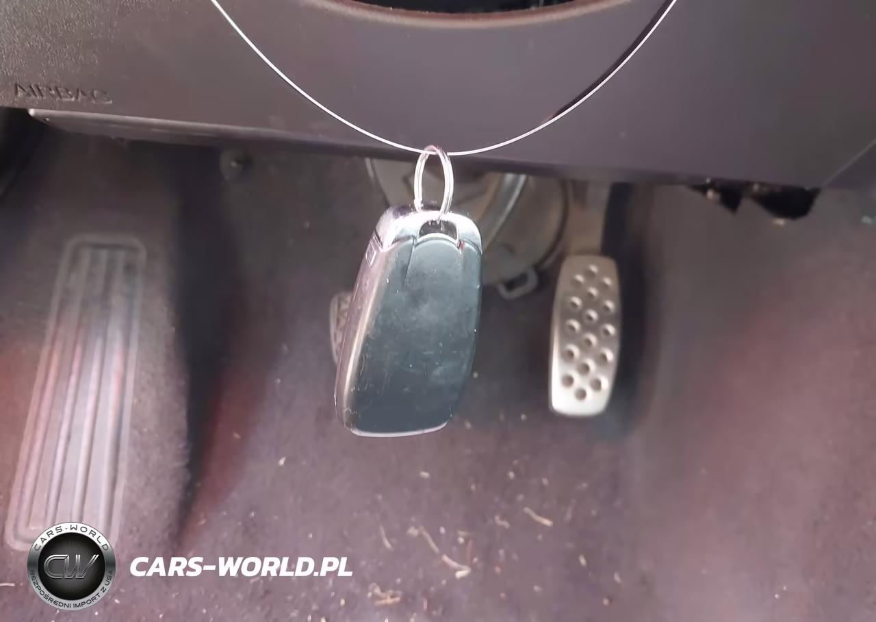 CHEVROLET MALIBU VIN:1G1ZE5ST2HF177700 - 11