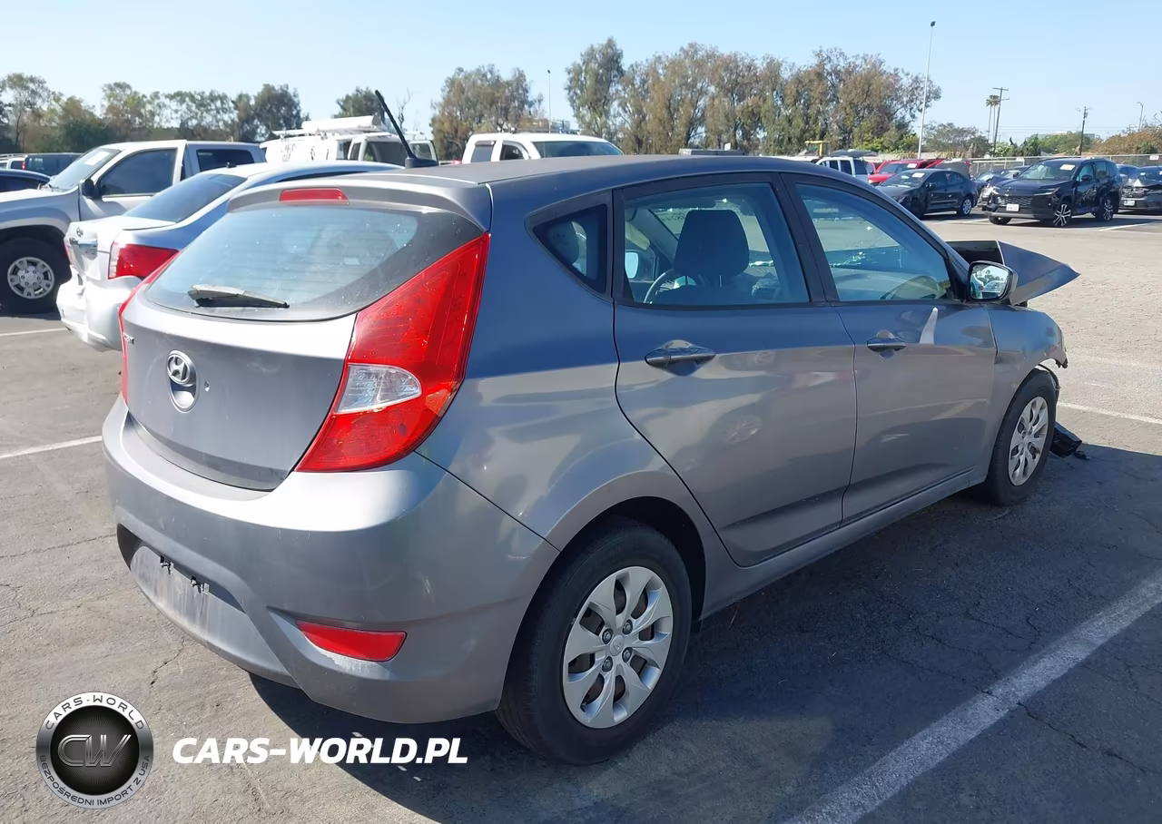 2016 Hyundai Accent Se VIN:KMHCT5AE9GU294427 - 4