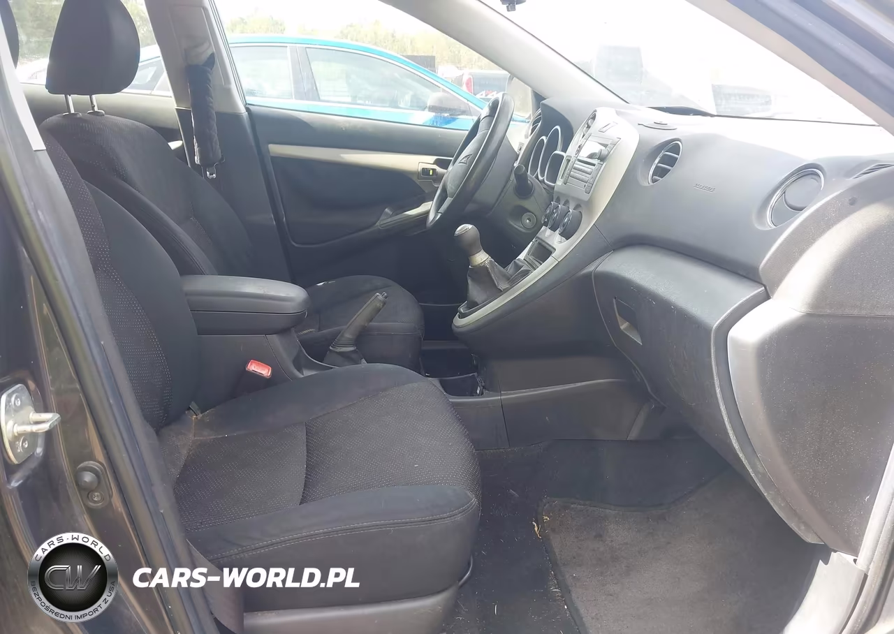 2009 Pontiac Vibe VIN:5Y2SL670X9Z461949 - 5