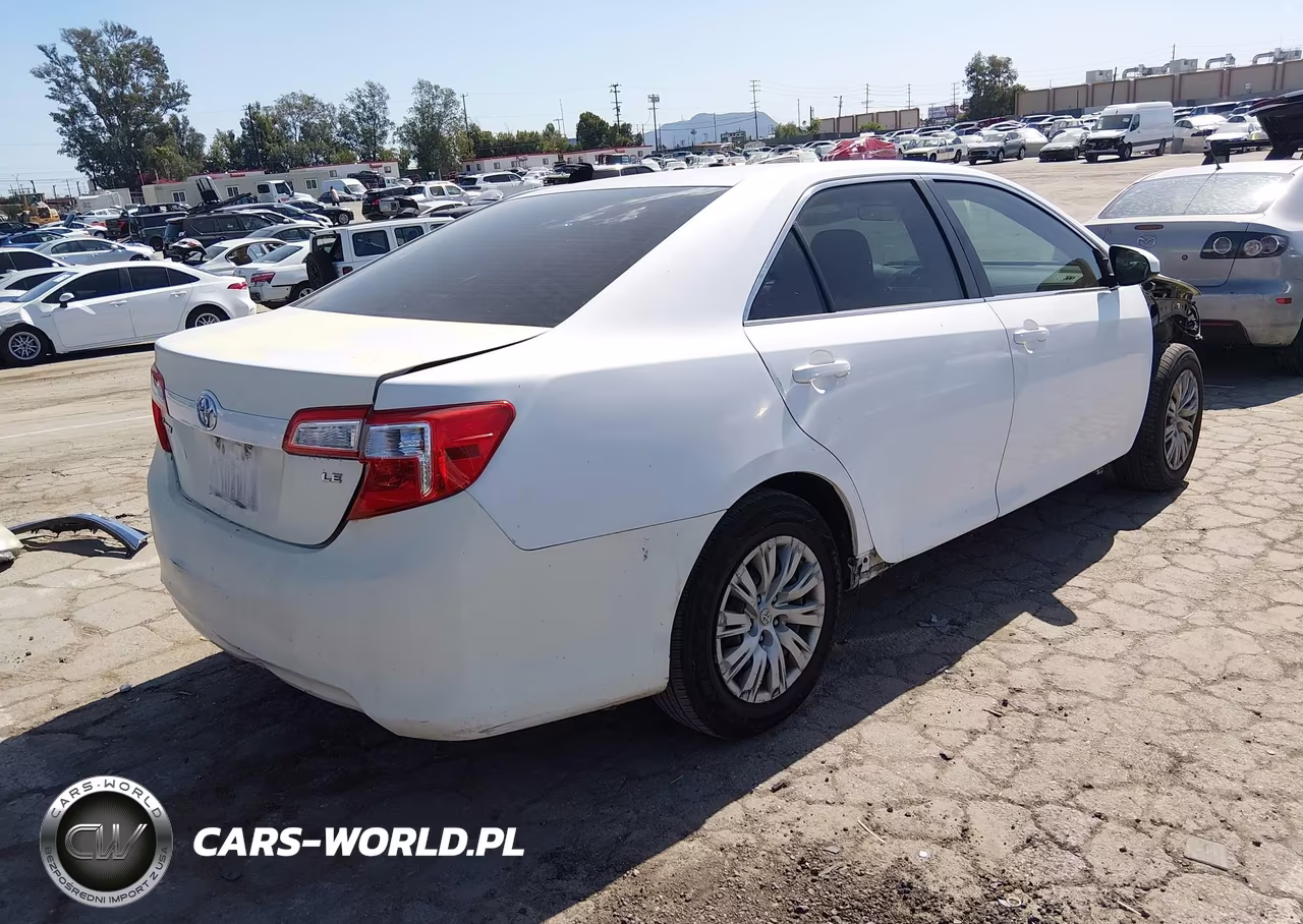 2012 Toyota Camry Le VIN:4T1BF1FK3CU581511 - 4