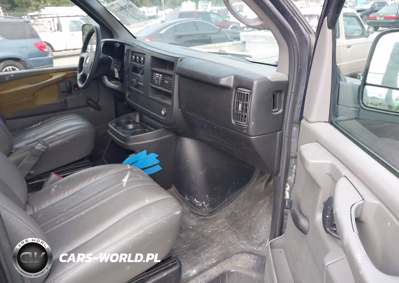 2009 Chevrolet Express 2500 Work Van