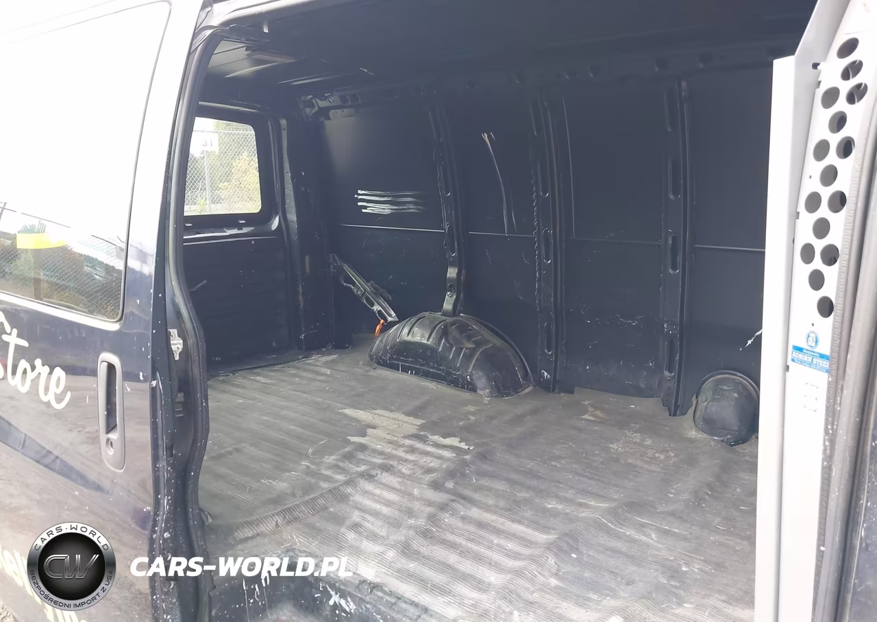 2009 Chevrolet Express 2500 Work Van VIN:1GCGG25C391139698 - 3