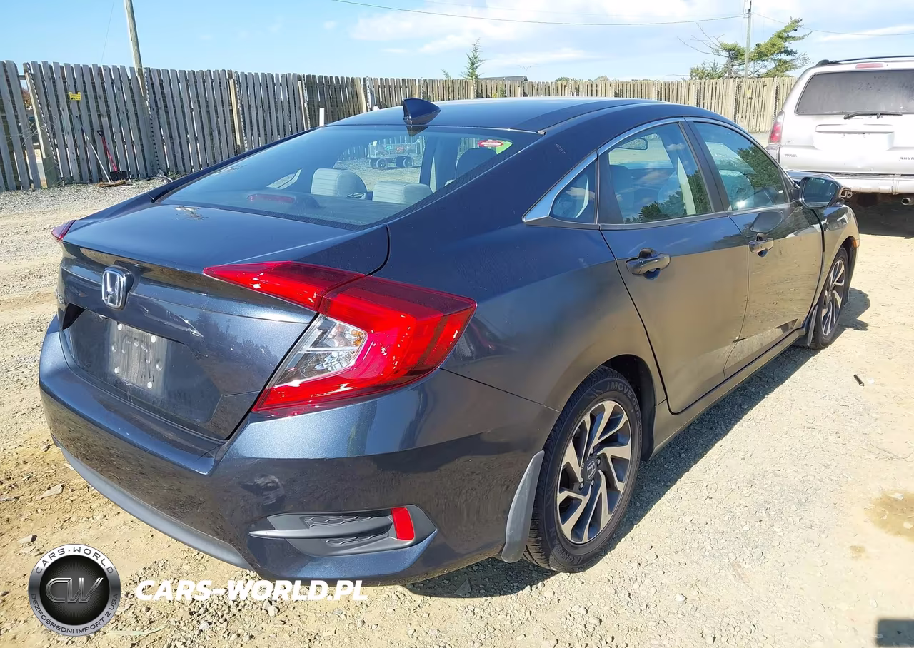 2017 Honda Civic Ex VIN:19XFC2F76HE053290 - 4