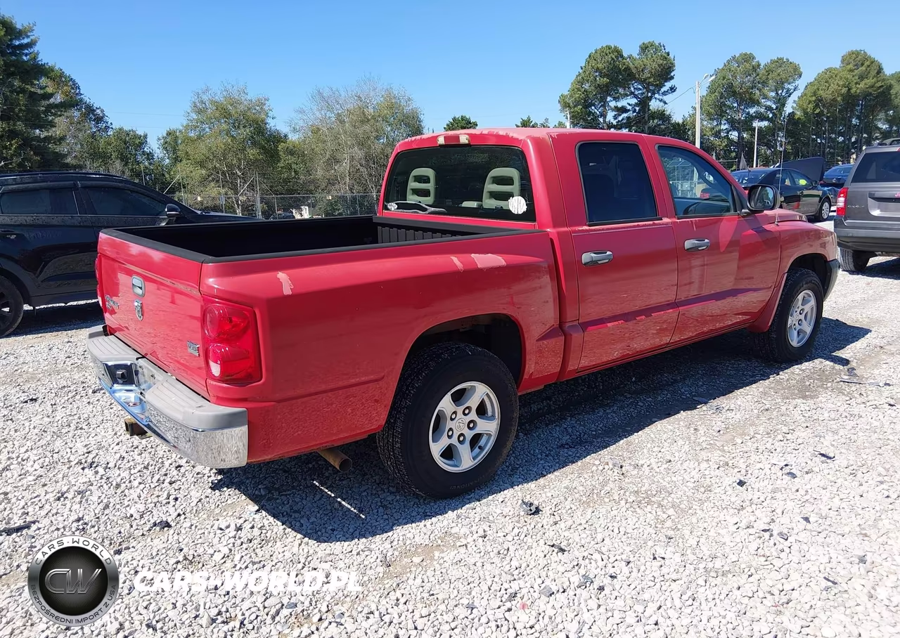 2005 Dodge Dakota Slt VIN:1D7HE48N35S155171 - 4