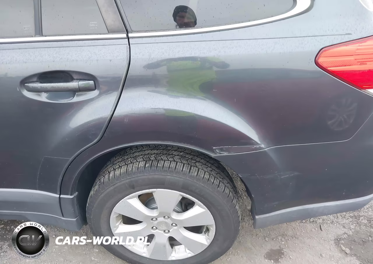2011 Subaru Outback 2.5I Premium VIN:4S4BRBCC8B3359156 - 6