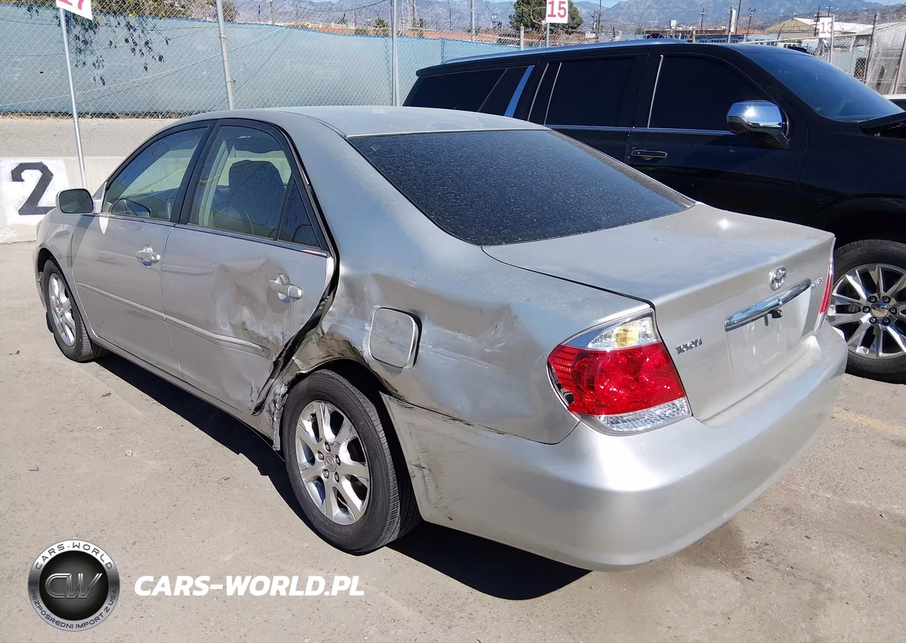2005 Toyota Camry Xle V6 VIN:4T1BF32K35U606587 - 3