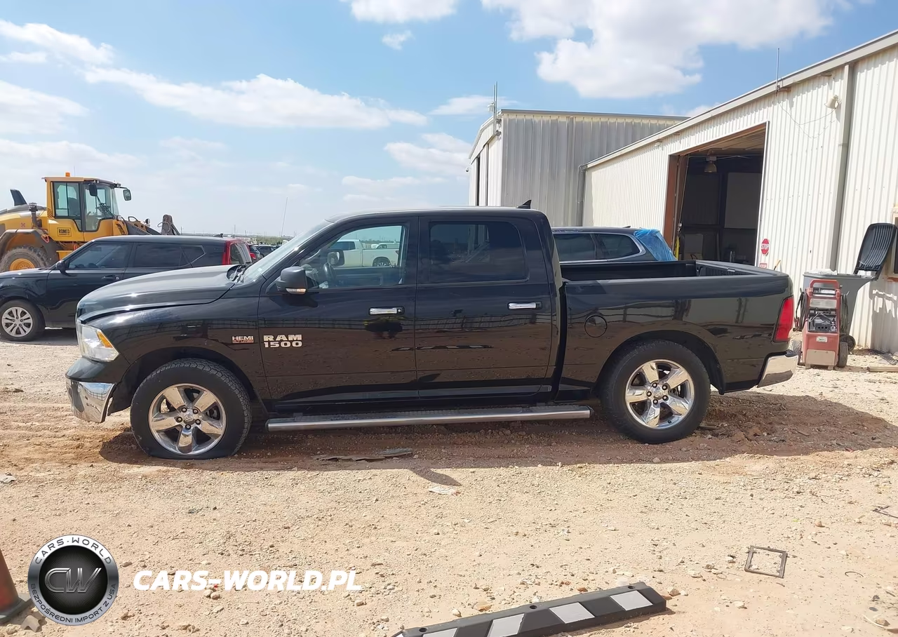 2015 Ram 1500 Slt VIN:1C6RR6LT7FS565923 - 14