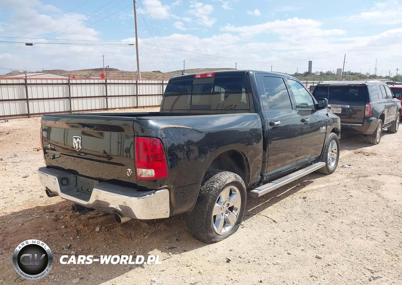 2015 Ram 1500 Slt VIN:1C6RR6LT7FS565923 - 4