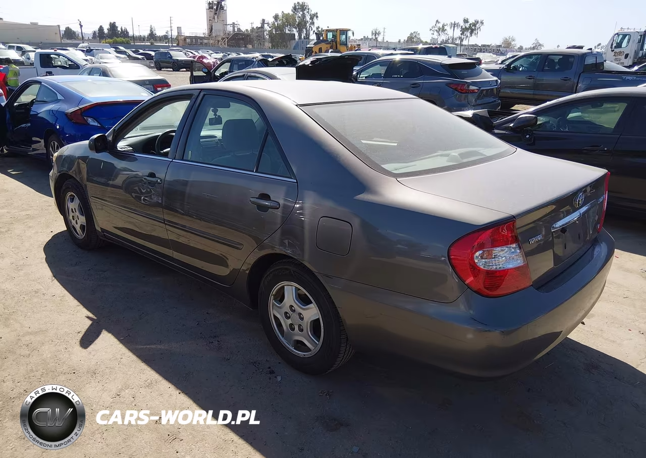 2002 Toyota Camry Le V6 VIN:4T1BF32K02U540396 - 3