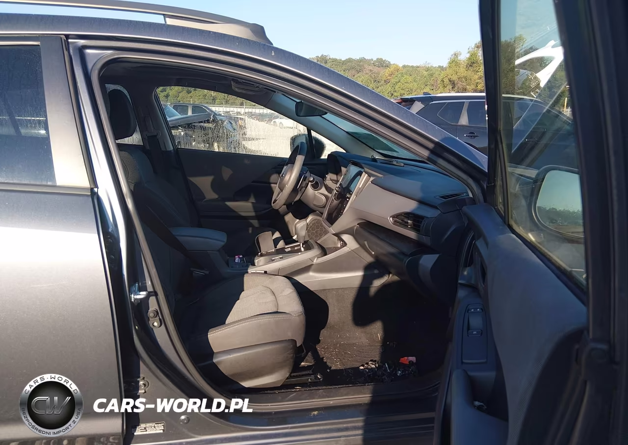2024 Subaru Crosstrek Premium VIN:JF2GUADC7R8222399 - 5