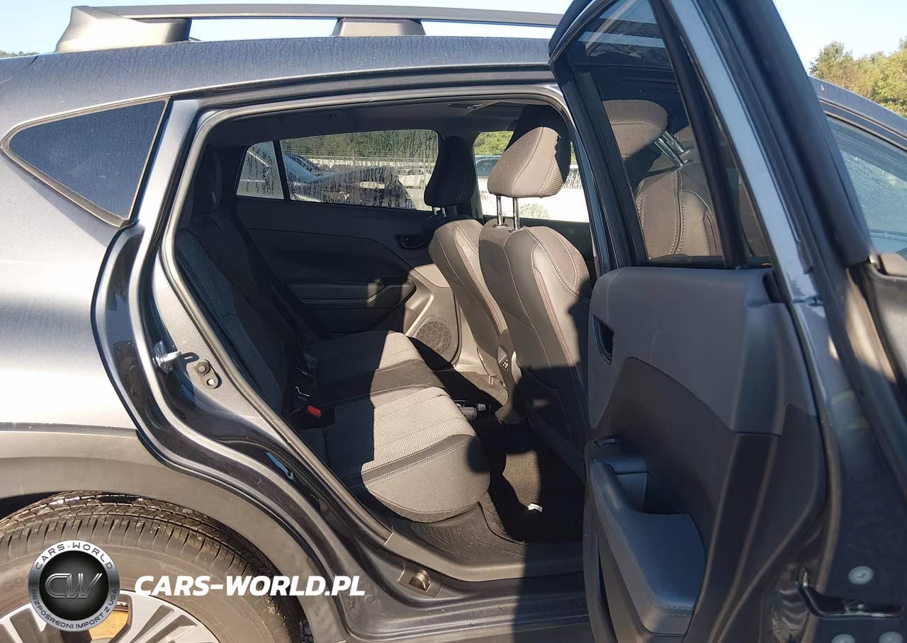 2024 Subaru Crosstrek Premium VIN:JF2GUADC7R8222399 - 8