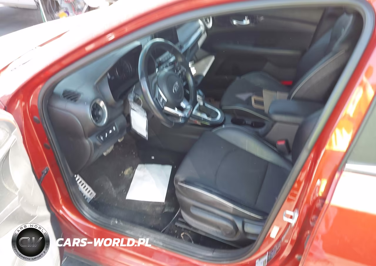 2020 Kia Forte Gt-Line VIN:3KPF34AD7LE261891 - 18