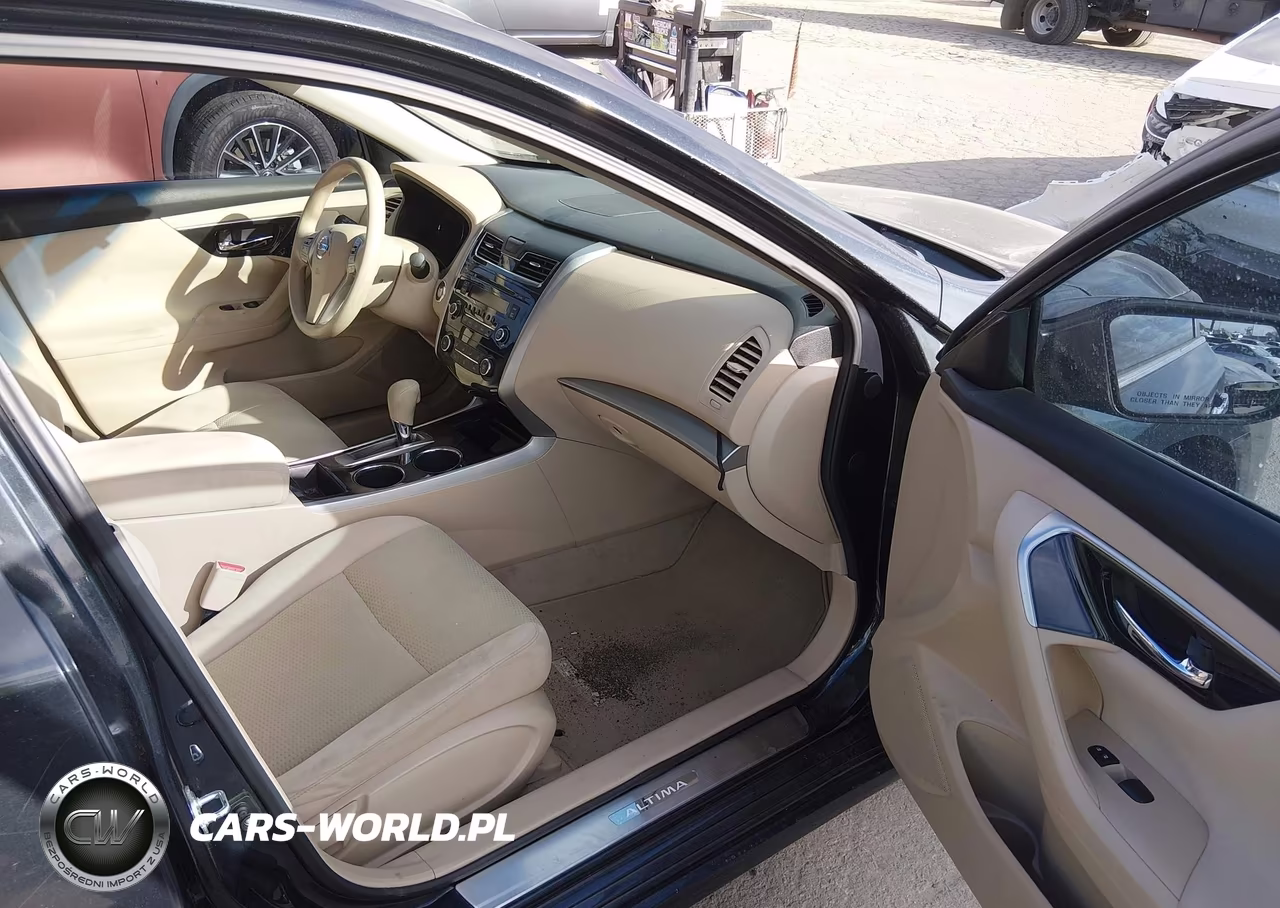 2014 Nissan Altima 2.5 S VIN:1N4AL3AP8EN223685 - 5