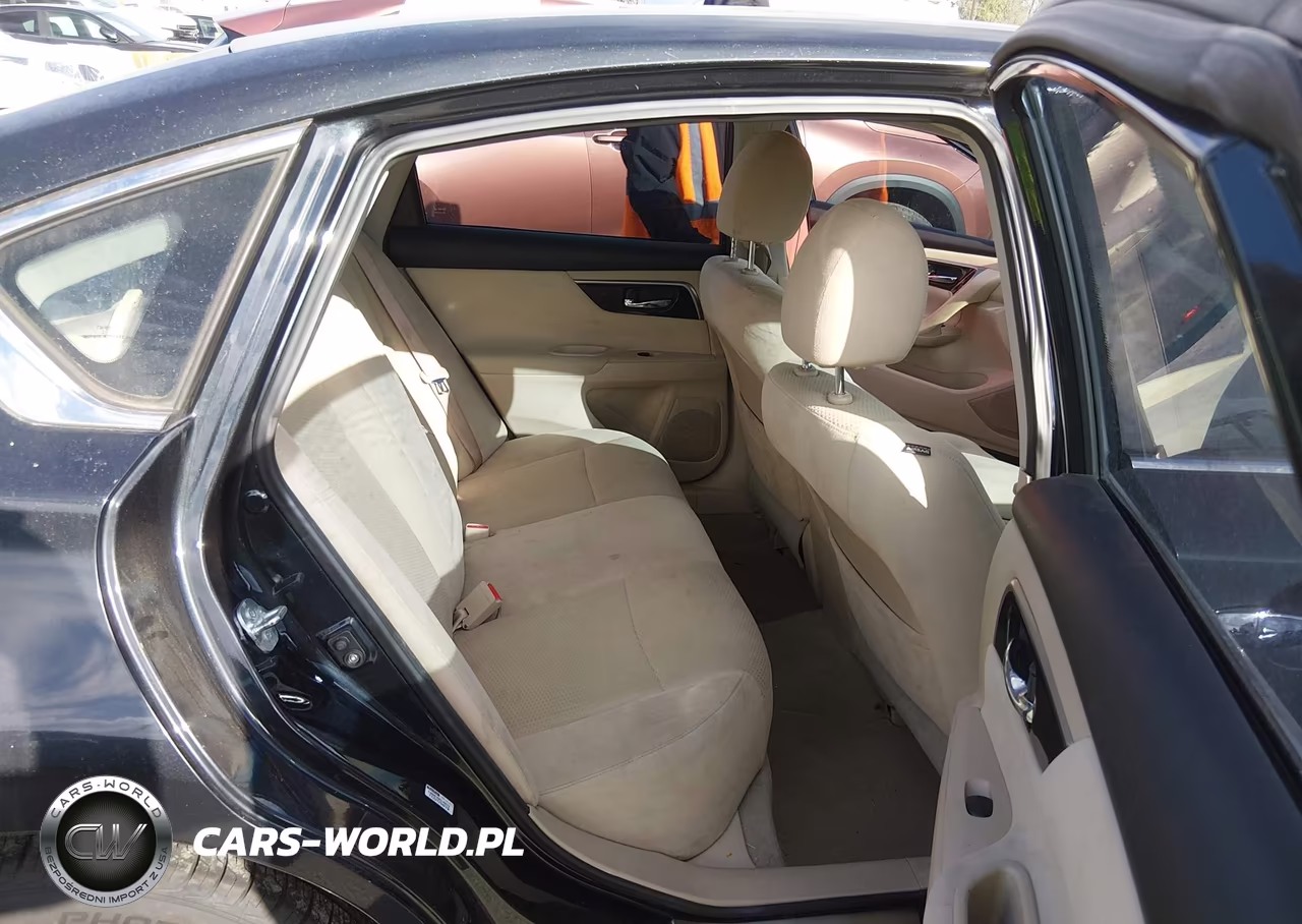 2014 Nissan Altima 2.5 S VIN:1N4AL3AP8EN223685 - 8