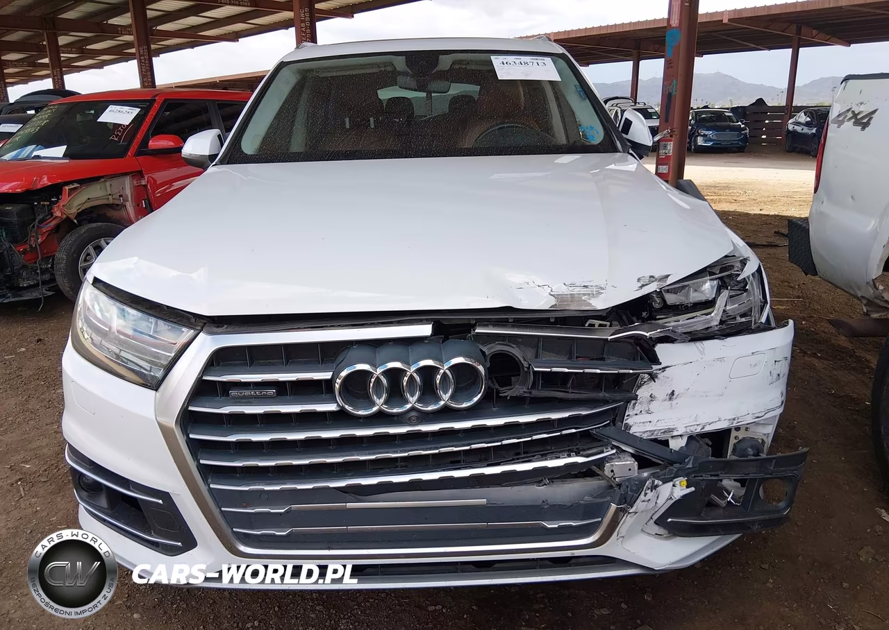 2017 Audi Q7 3.0T Premium VIN:WA1VAAF79HD030304 - 13