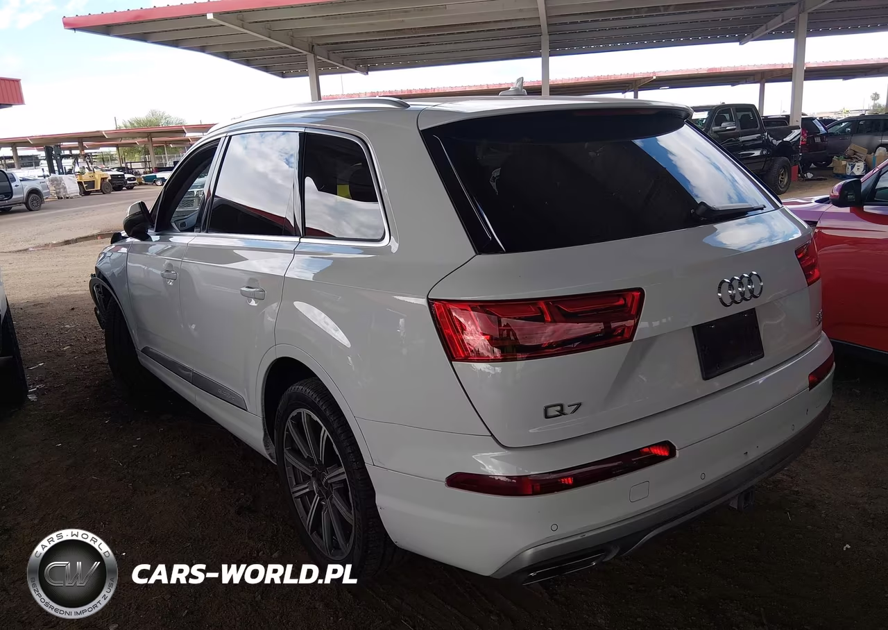 2017 Audi Q7 3.0T Premium VIN:WA1VAAF79HD030304 - 3