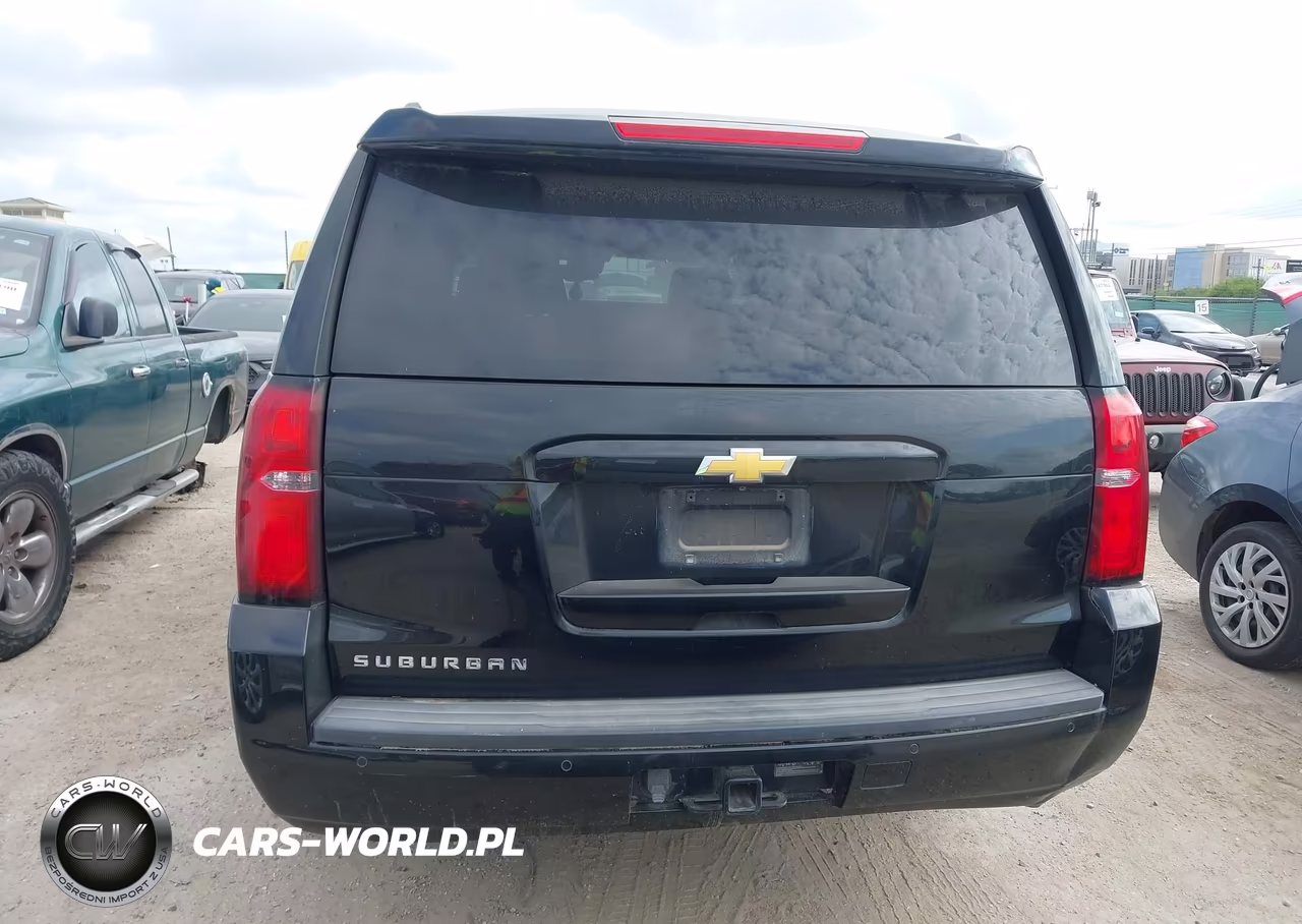 2018 Chevrolet Suburban Lt VIN:1GNSCHKC5JR100931 - 16