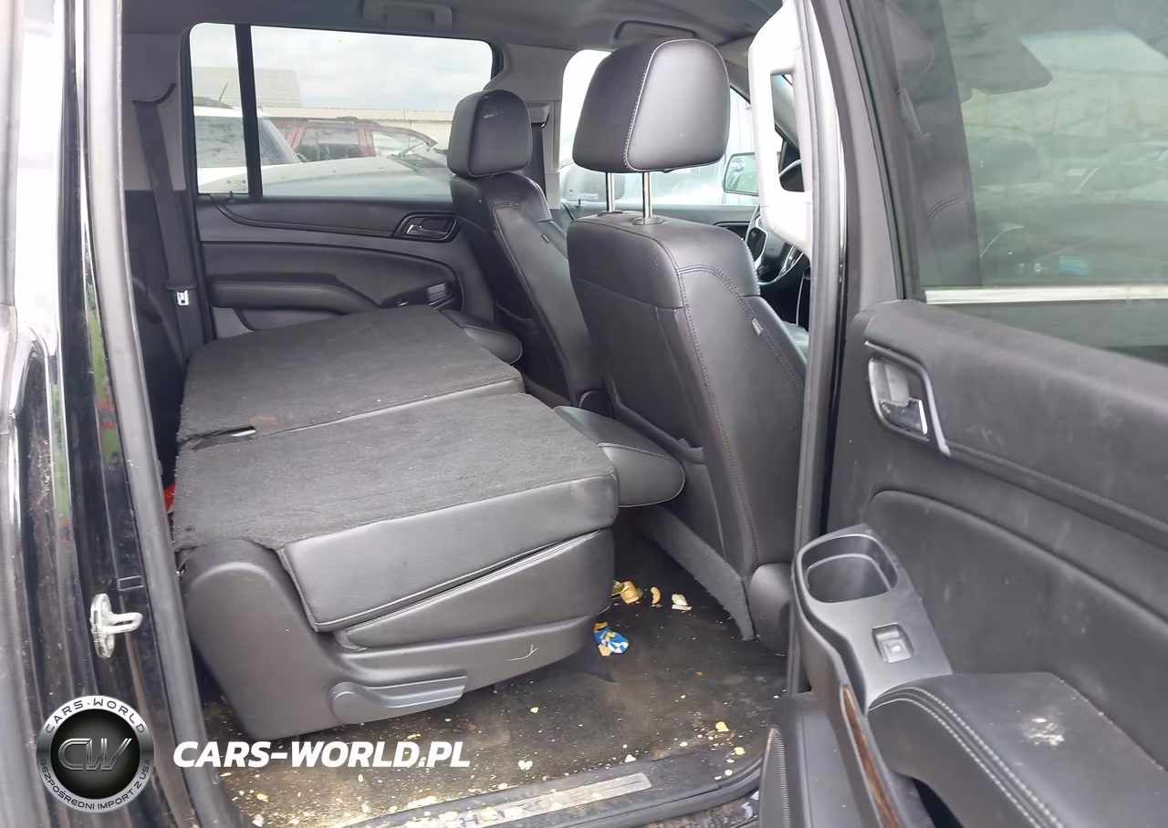 2018 Chevrolet Suburban Lt VIN:1GNSCHKC5JR100931 - 8