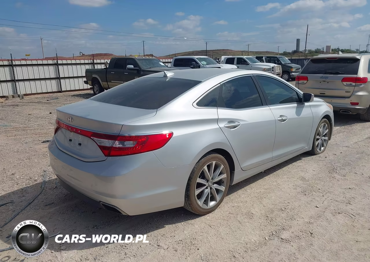 2016 Hyundai Azera VIN:KMHFG4JG7GA509916 - 4