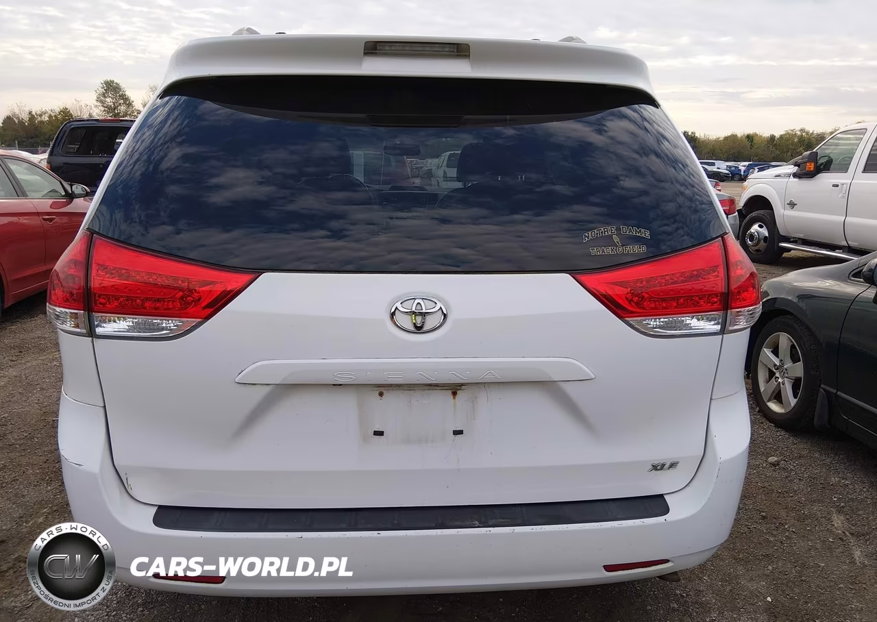 2013 Toyota Sienna Xle V6 8 Passenger VIN:5TDYK3DC4DS280348 - 16