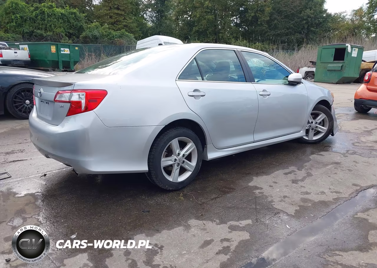 2013 Toyota Camry Se VIN:4T1BF1FK6DU248351 - 4