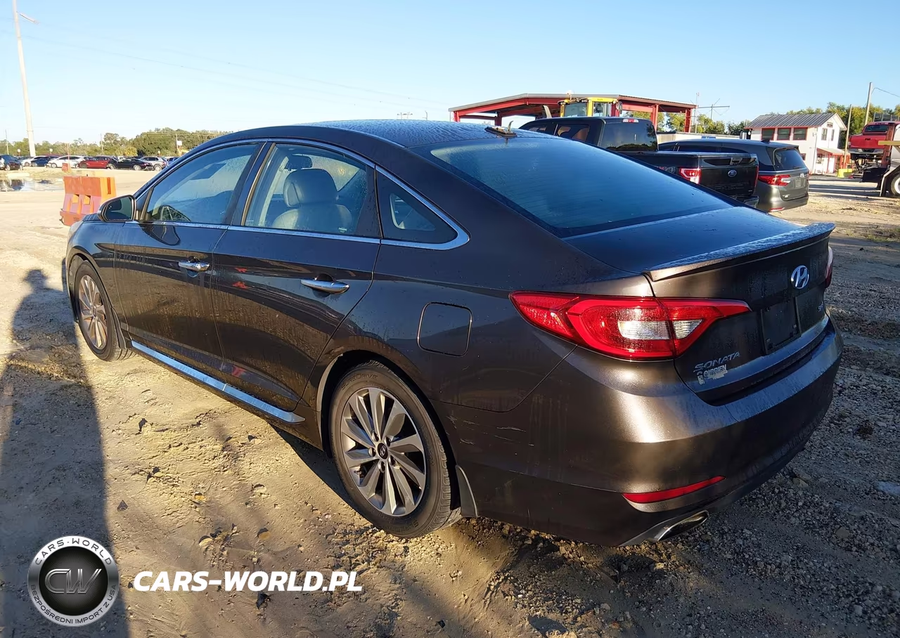 2015 Hyundai Sonata Sport VIN:5NPE34AFXFH198508 - 3