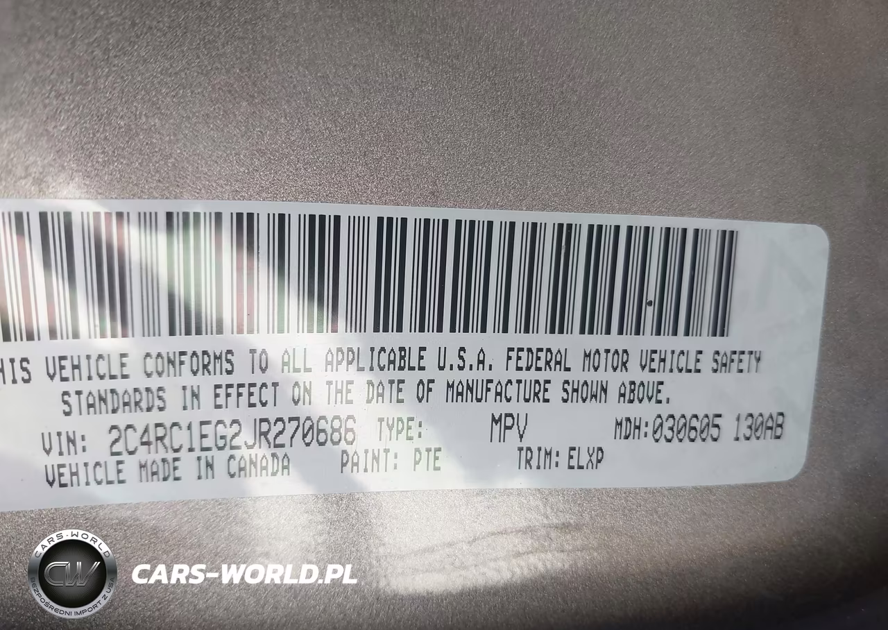 2018 Chrysler Pacifica Touring L Plus VIN:2C4RC1EG2JR270686 - 9
