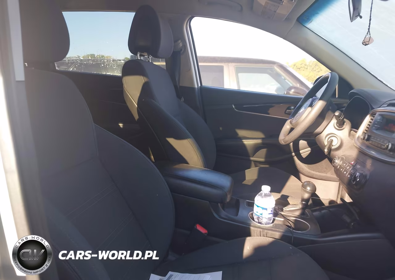 2016 Kia Sorento 2.4L L VIN:5XYPG4A30GG125174 - 5