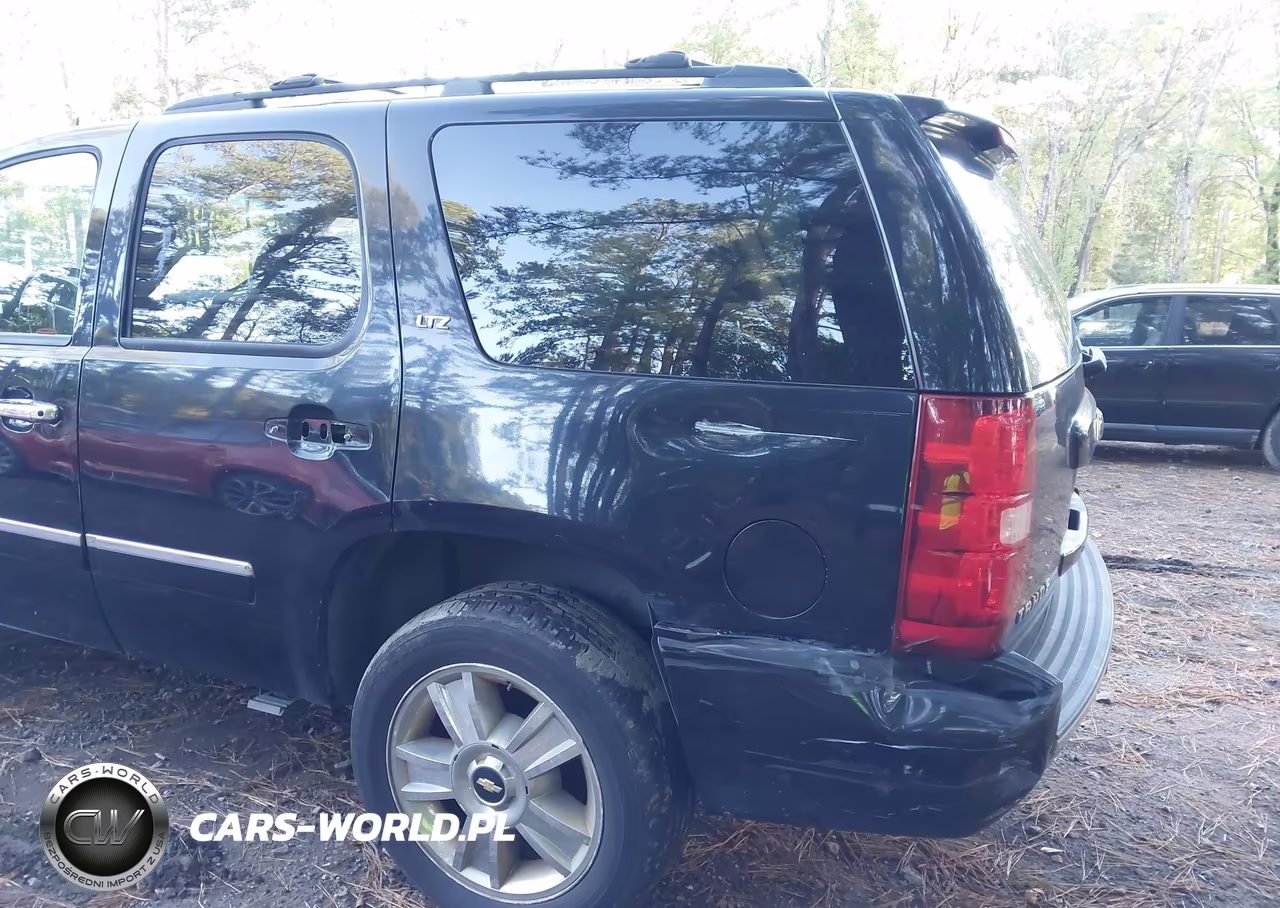 2010 Chevrolet Tahoe Ltz VIN:1GNUKCE01AR108122 - 19