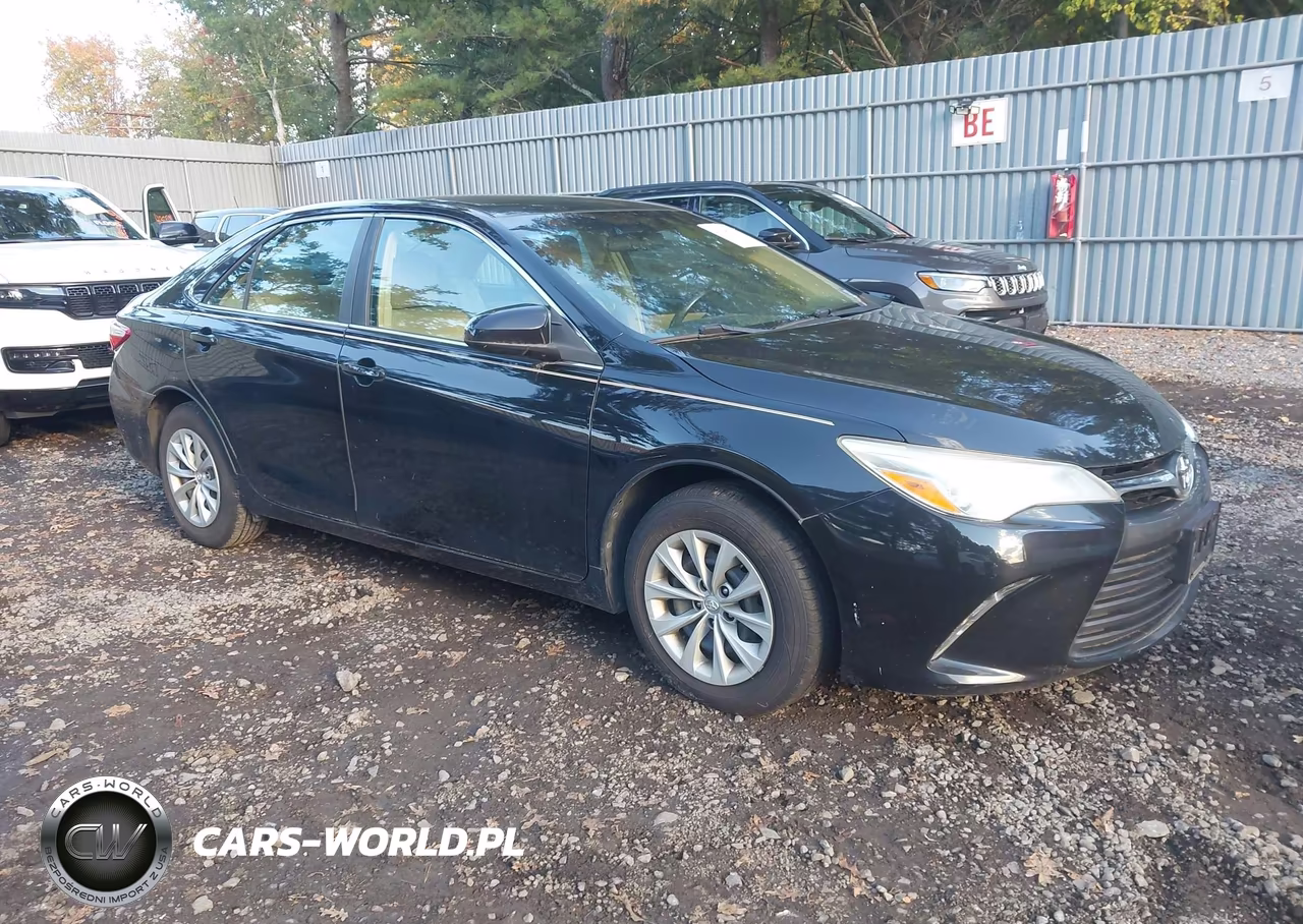 2015 Toyota Camry Le