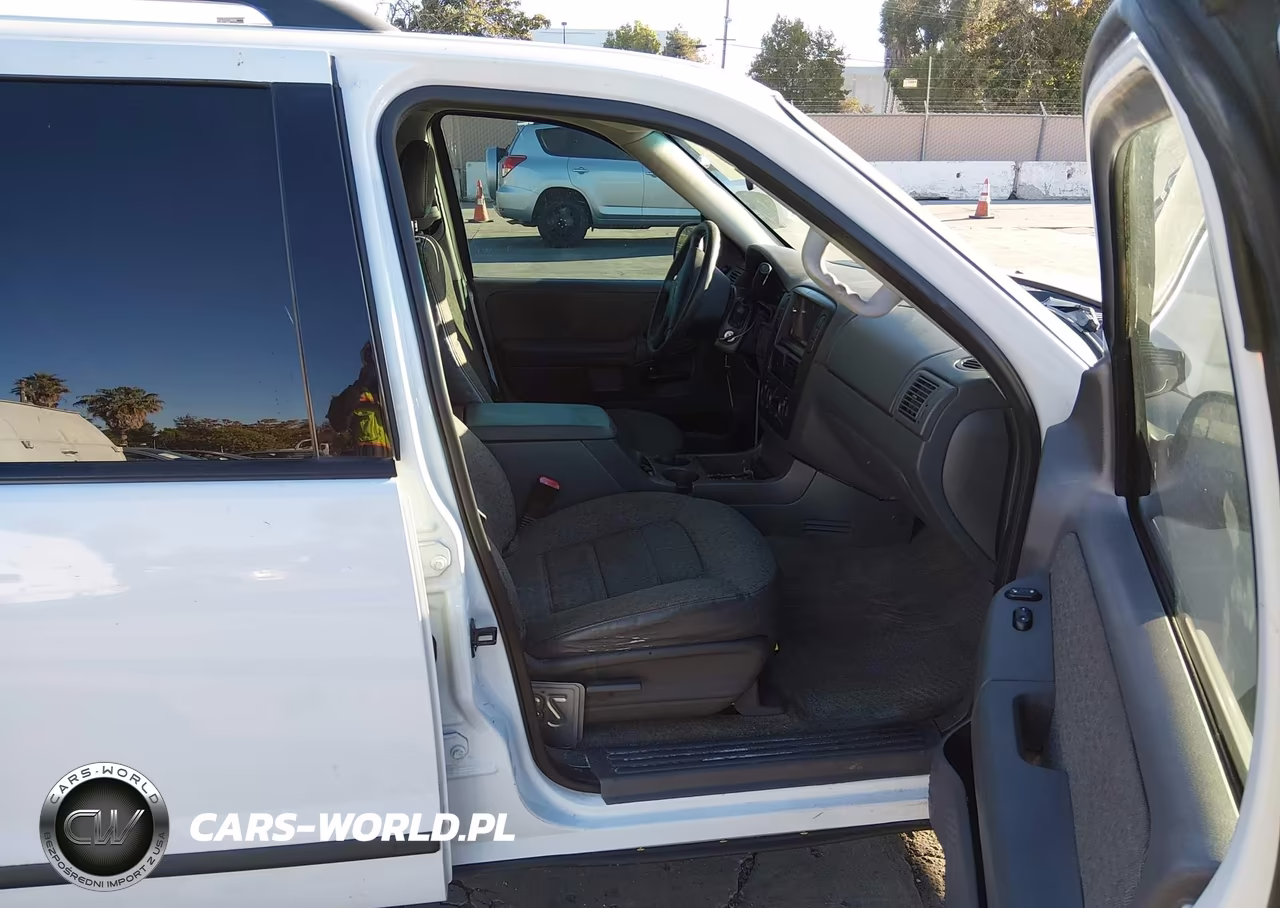 2004 Ford Explorer Xls VIN:1FMZU62K04ZA50472 - 5