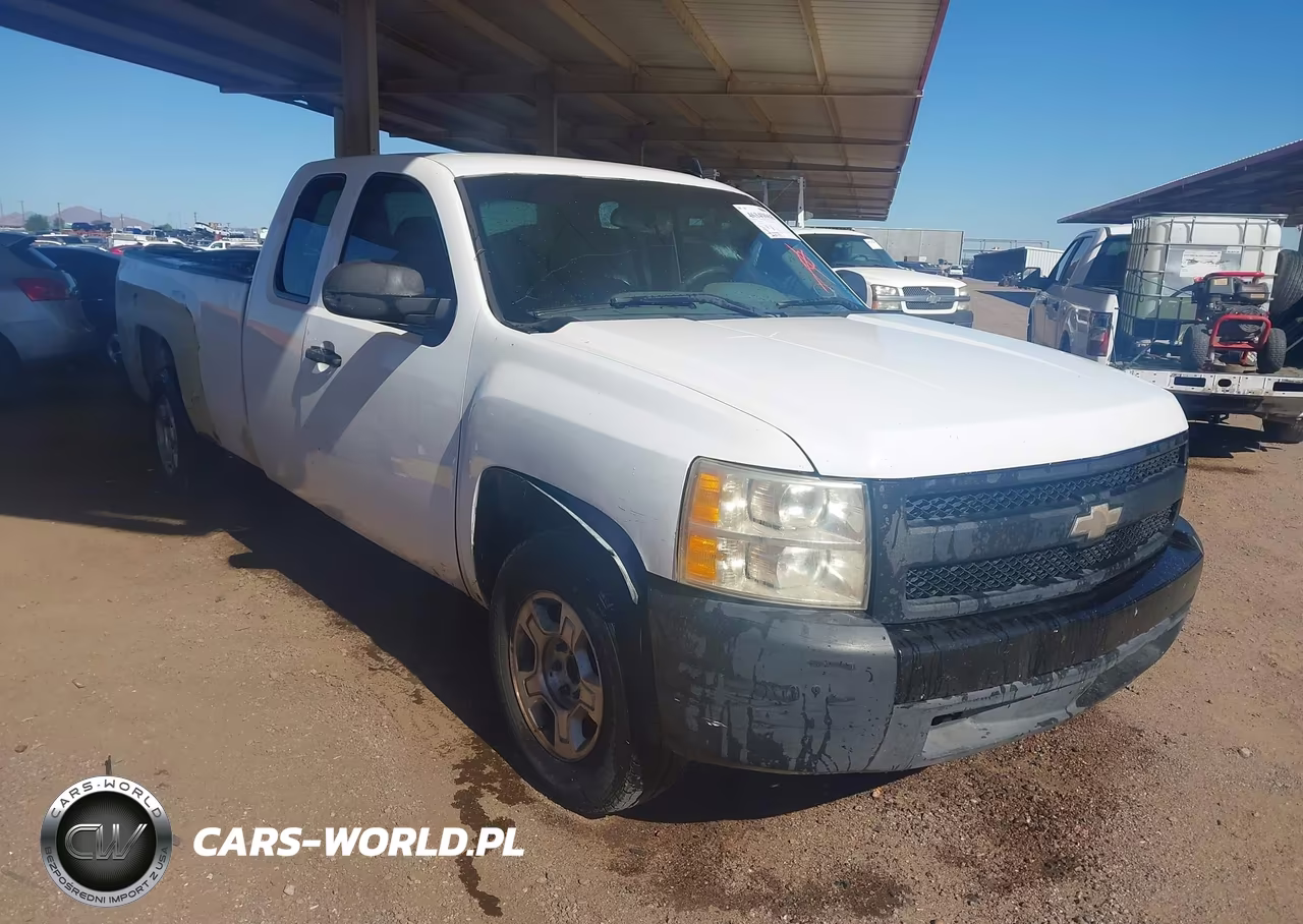 2008 Chevrolet Silverado 1500 Work Truck VIN:1GCEC19JX8E101592 - 1