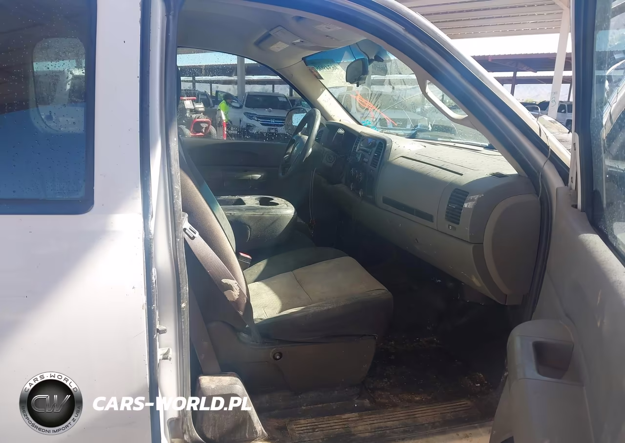 2008 Chevrolet Silverado 1500 Work Truck VIN:1GCEC19JX8E101592 - 5