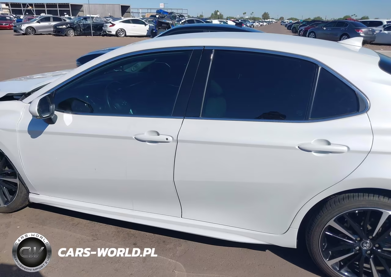 2019 Toyota Camry Xse VIN:4T1B61HKXKU749768 - 14