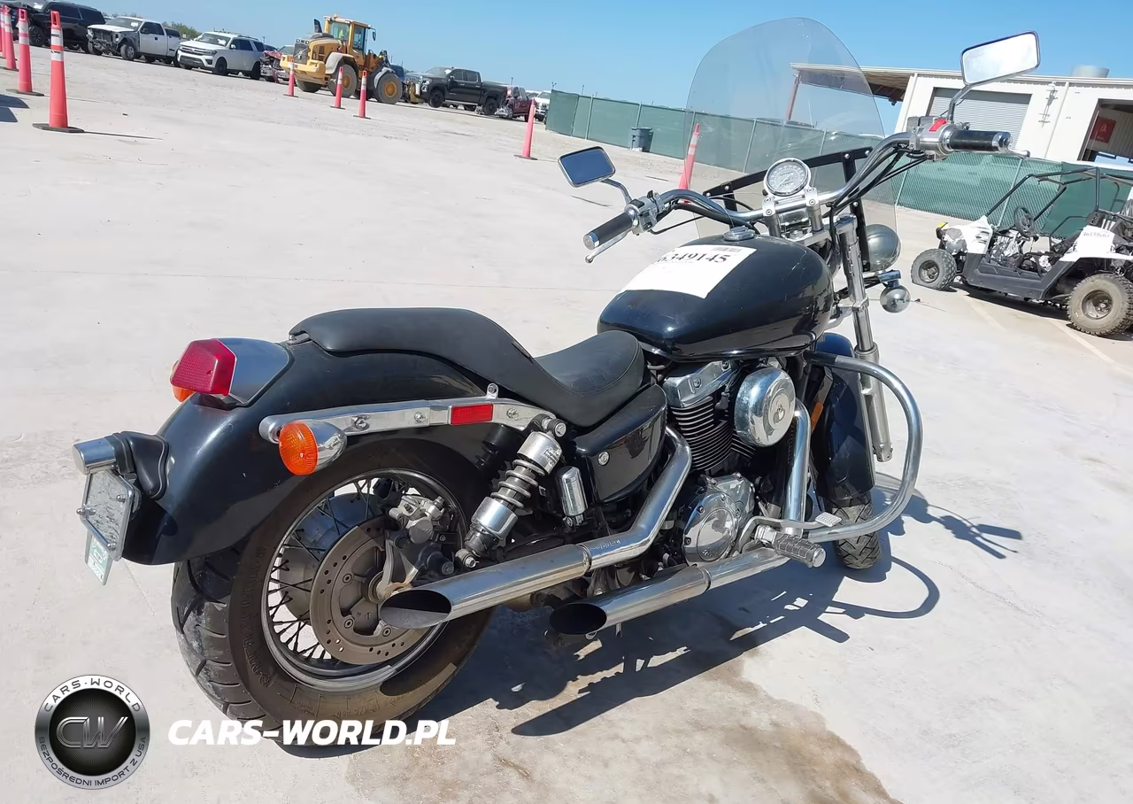 1998 Honda Vt1100 C2 VIN:1HFSC320XWA300099 - 4