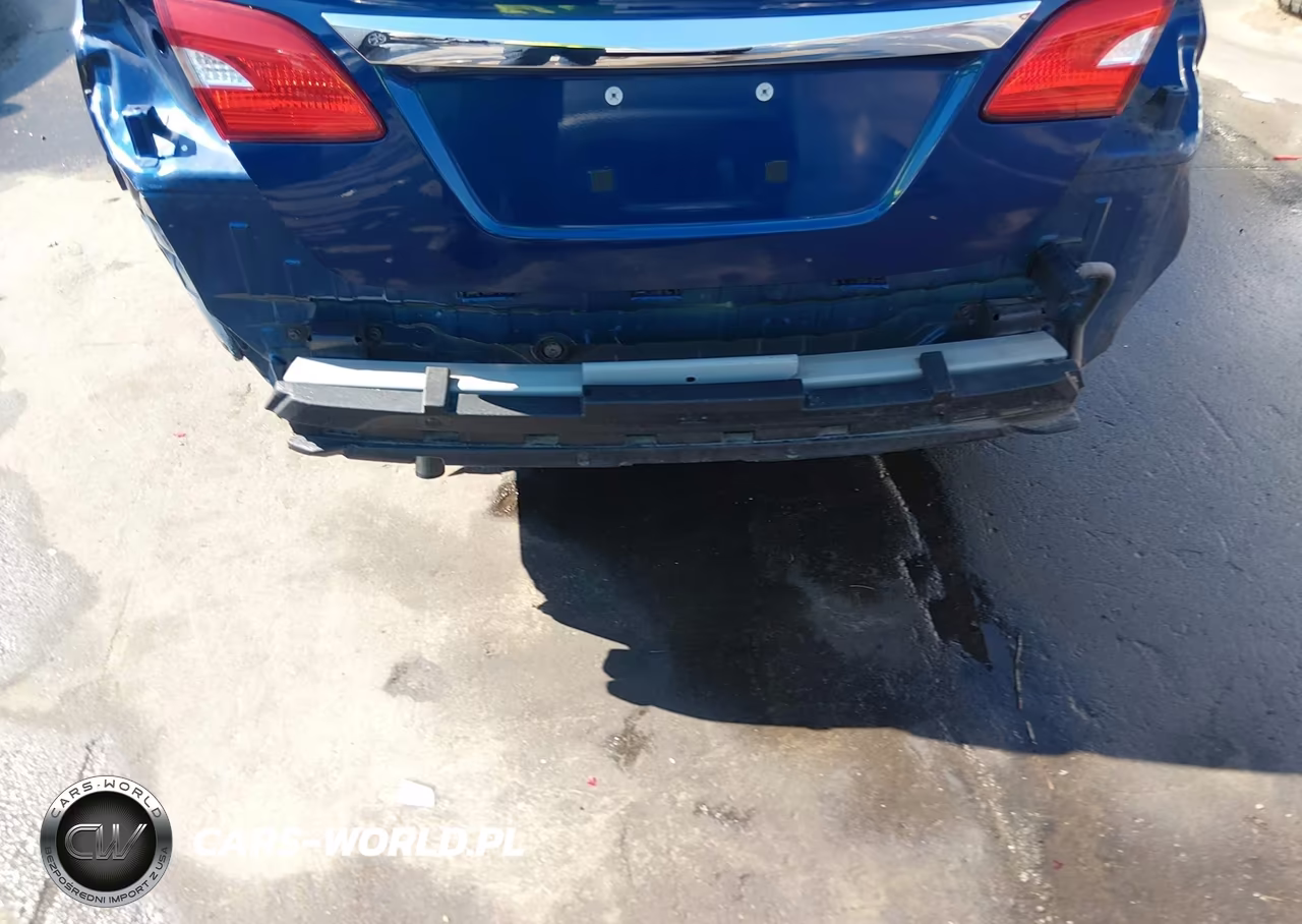 2016 Nissan Sentra S VIN:3N1AB7AP3GY231755 - 18